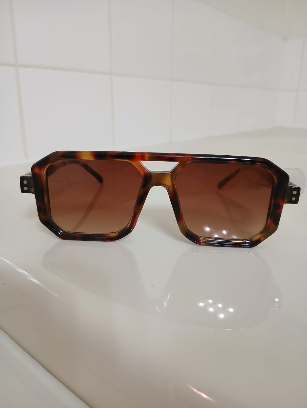 NEW Brown Tortoise Trending Sunglasses